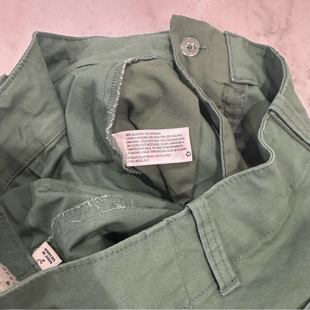 Wide Leg Green Chinos Pants 2 A New Day stretch - Picture 3 of 8